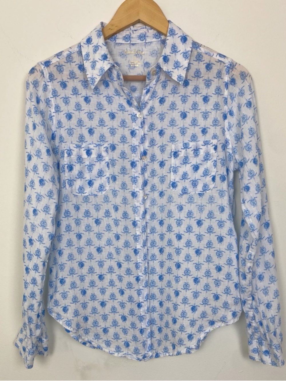 LILLY PULITZER Linen Turtle Print Button Up Blouse Sz XS